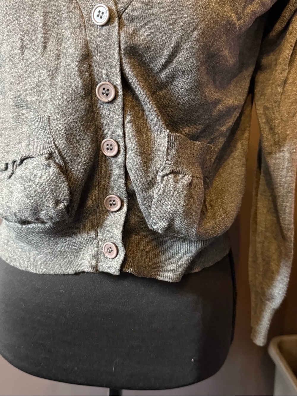SHEIN Gray V-Neck Button-Up Cardigan with Pockets - Picture 3 of 6
